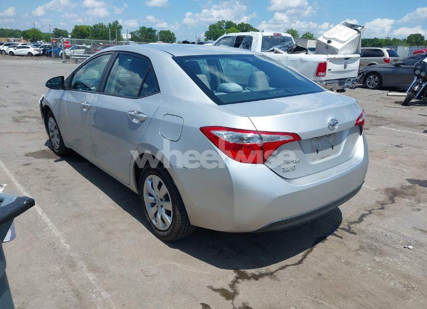 Photo 3 of 2014 Toyota Corolla LE (VIN 5YFBURHE1EP079368)