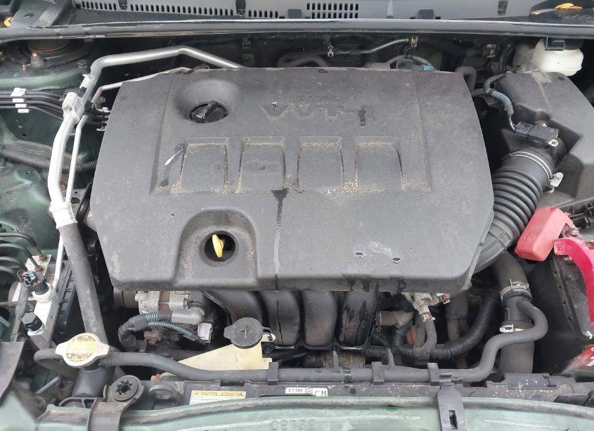 Photo 10 of 2014 Toyota Corolla LE (VIN 5YFBURHE1EP084294)