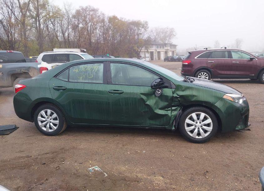 Photo 13 of 2014 Toyota Corolla LE (VIN 5YFBURHE1EP084294)