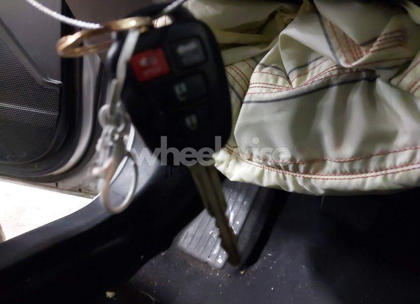 Photo 11 of 2014 Toyota Corolla (VIN 5YFBURHE1EP116094)