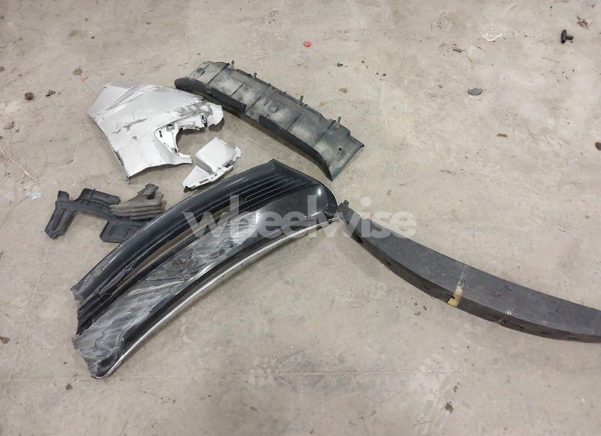 Photo 12 of 2014 Toyota Corolla (VIN 5YFBURHE1EP116094)