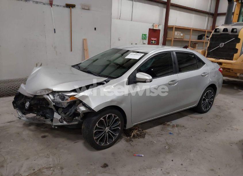 Photo 2 of 2014 Toyota Corolla (VIN 5YFBURHE1EP116094)