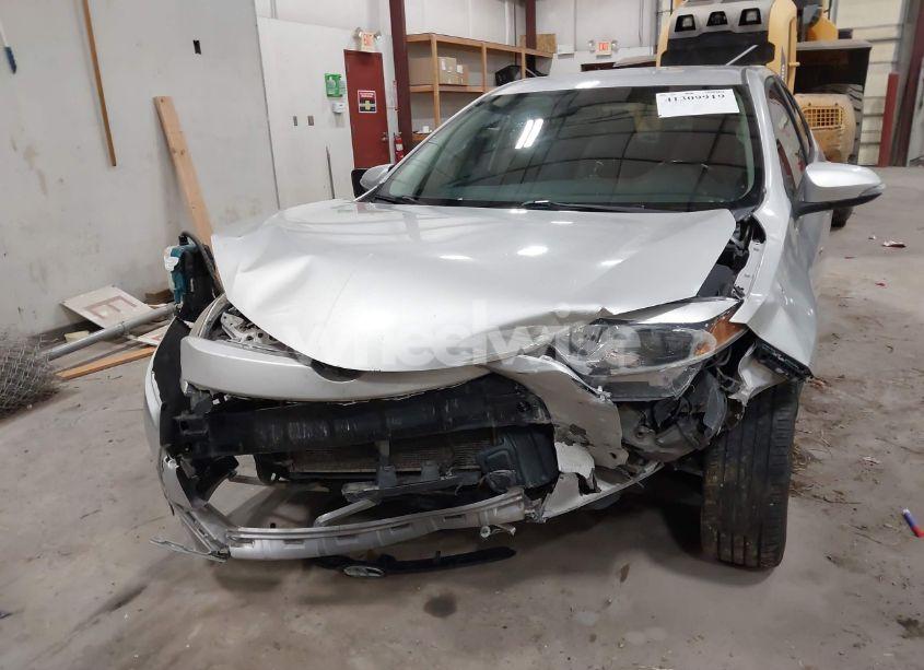 Photo 6 of 2014 Toyota Corolla (VIN 5YFBURHE1EP116094)