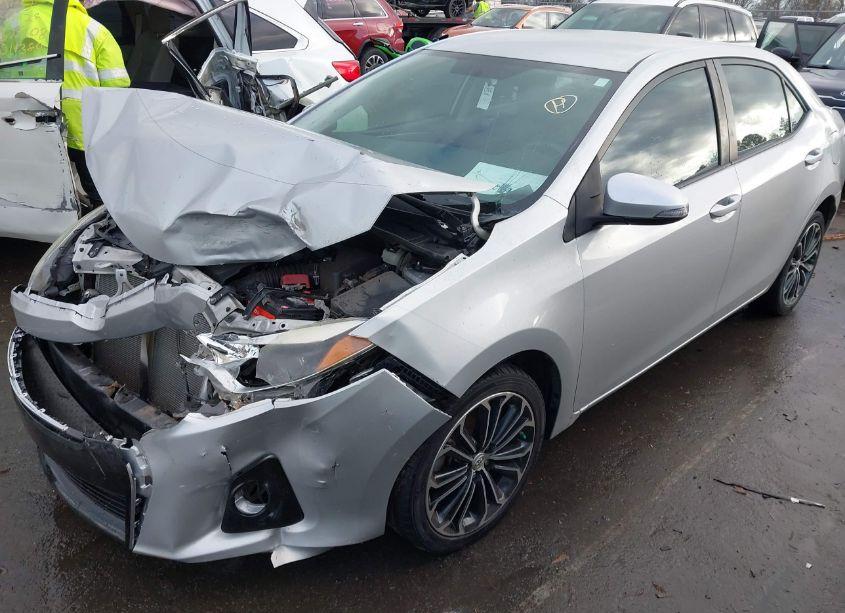 Photo 2 of 2014 Toyota Corolla S PLUS (VIN 5YFBURHE1EP138614)