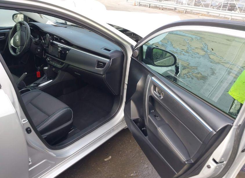 Photo 5 of 2014 Toyota Corolla S PLUS (VIN 5YFBURHE1EP138614)