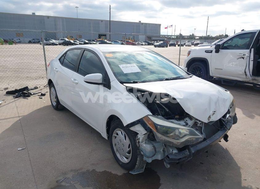 2015 Toyota Corolla L (VIN 5YFBURHE1FP181710) main photo