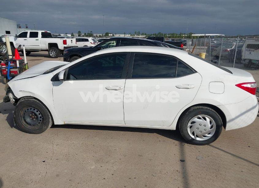 Photo 15 of 2015 Toyota Corolla L (VIN 5YFBURHE1FP181710)
