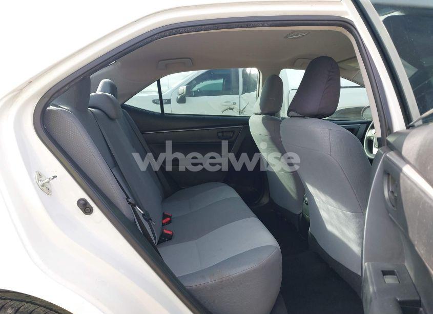 Photo 8 of 2015 Toyota Corolla L (VIN 5YFBURHE1FP181710)