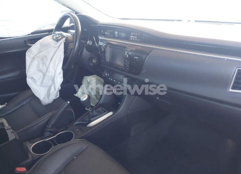 Photo 5 of 2015 Toyota Corolla S PLUS (VIN 5YFBURHE1FP193579)