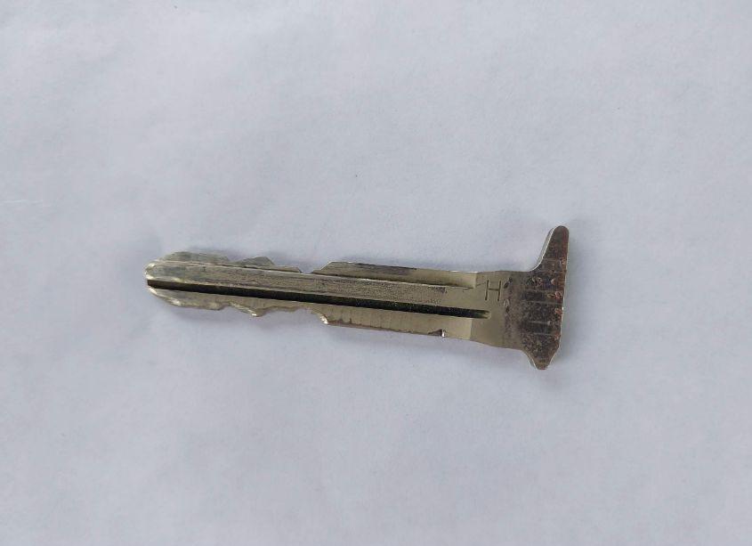 Photo 11 of 2015 Toyota Corolla LE PLUS (VIN 5YFBURHE1FP203804)