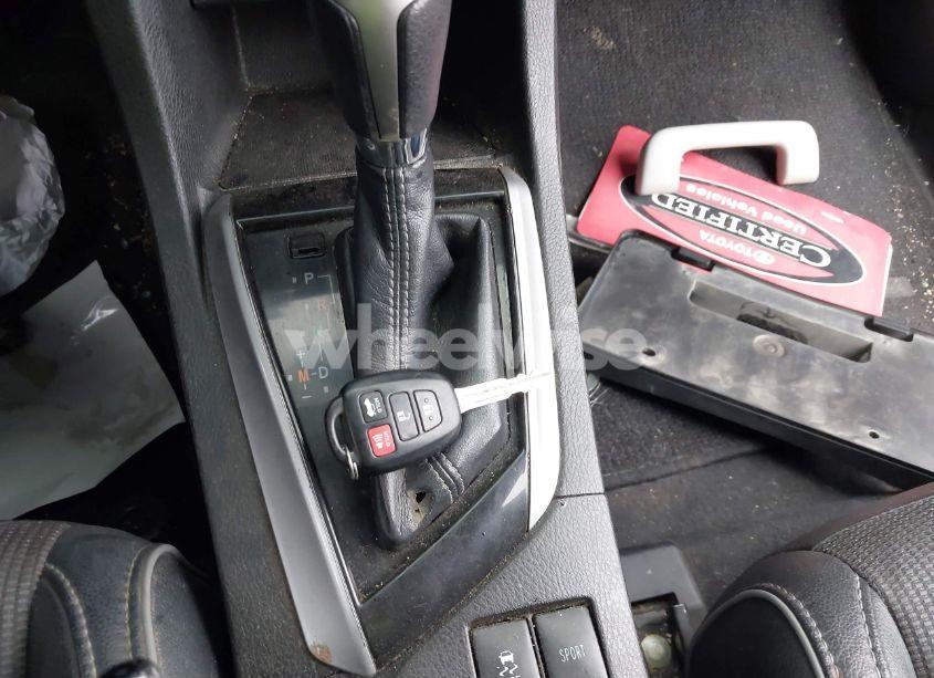 Photo 11 of 2015 Toyota Corolla S PLUS (VIN 5YFBURHE1FP225026)