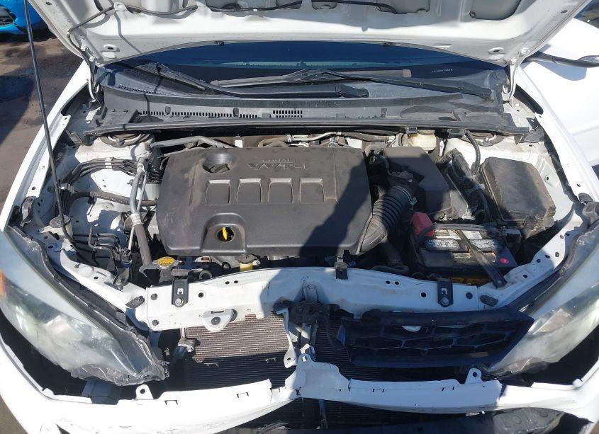 Photo 10 of 2015 Toyota Corolla S PLUS (VIN 5YFBURHE1FP231618)