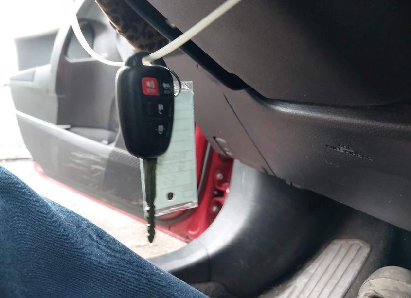 Photo 11 of 2015 Toyota Corolla LE (VIN 5YFBURHE1FP282293)