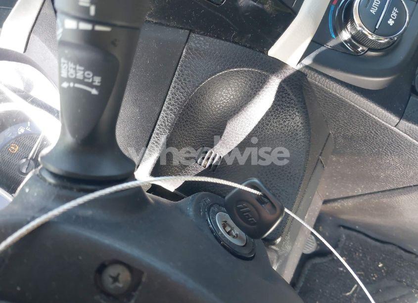 Photo 11 of 2015 Toyota Corolla LE (VIN 5YFBURHE1FP293505)