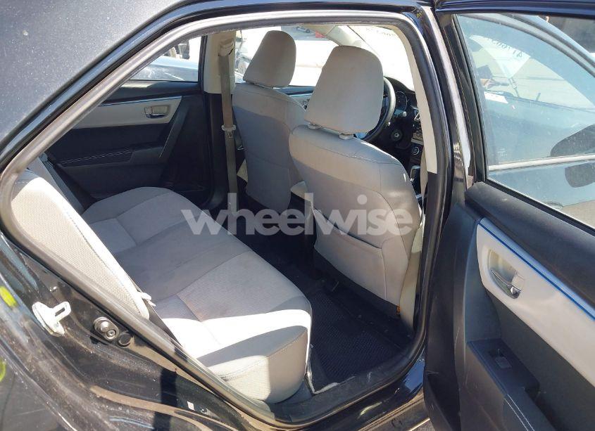 Photo 8 of 2015 Toyota Corolla LE (VIN 5YFBURHE1FP293505)