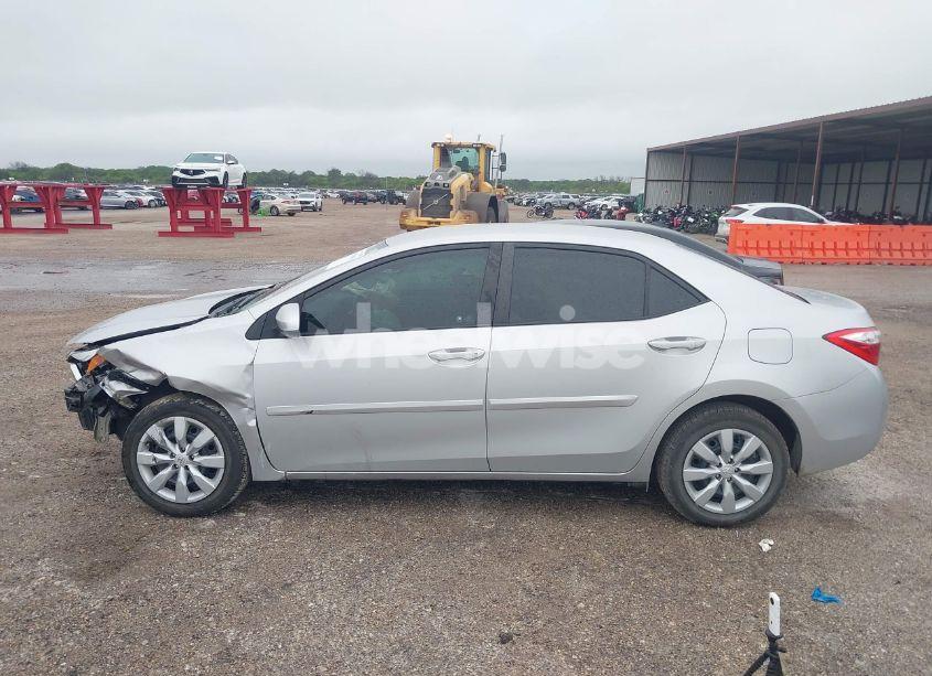 Photo 15 of 2015 Toyota Corolla LE (VIN 5YFBURHE1FP296811)