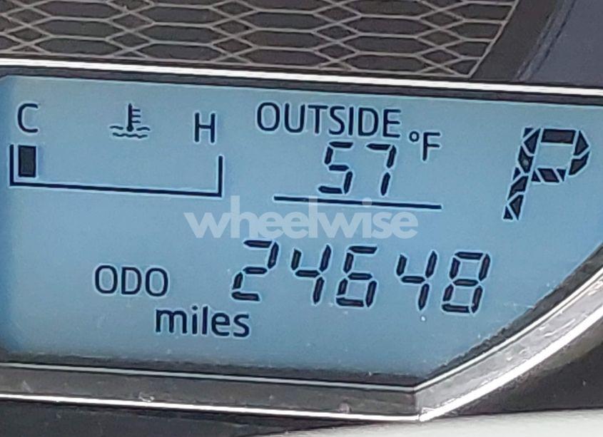 Photo 16 of 2015 Toyota Corolla LE (VIN 5YFBURHE1FP296811)