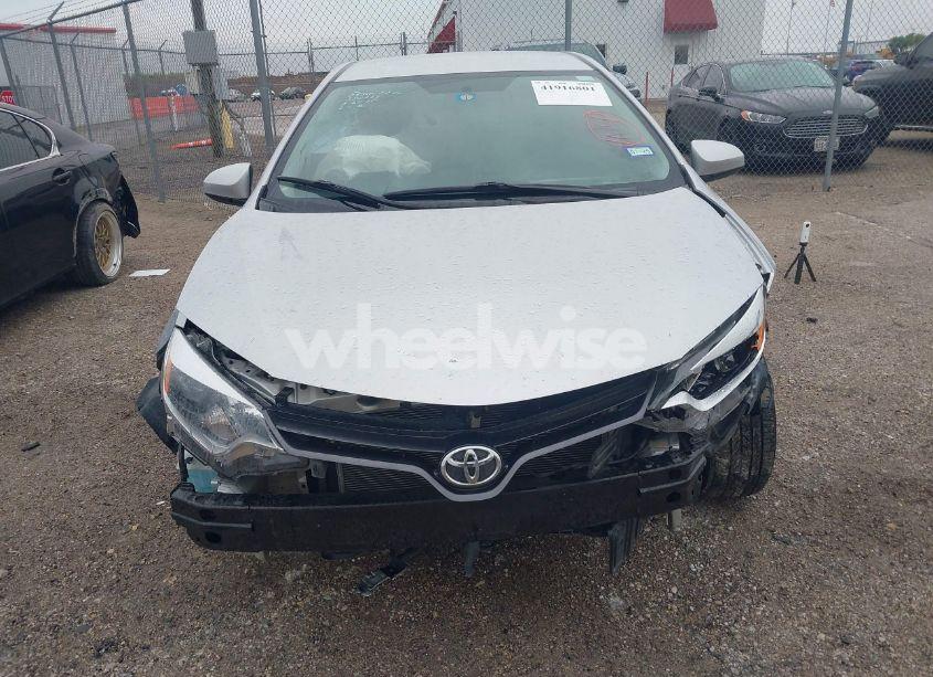 Photo 6 of 2015 Toyota Corolla LE (VIN 5YFBURHE1FP296811)