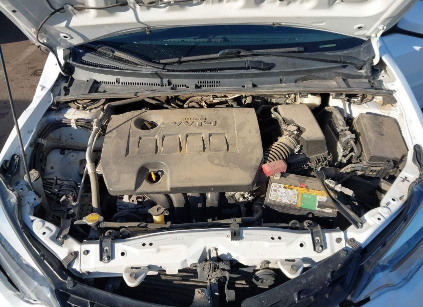 Photo 10 of 2015 Toyota Corolla S PLUS (VIN 5YFBURHE1FP305992)