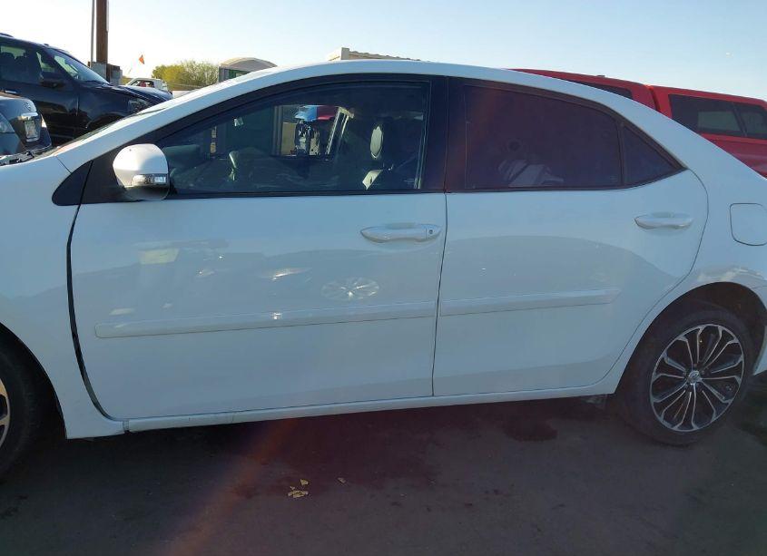 Photo 14 of 2015 Toyota Corolla S PLUS (VIN 5YFBURHE1FP305992)