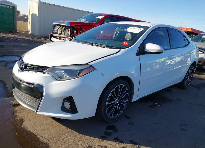 Photo 2 of 2015 Toyota Corolla S PLUS (VIN 5YFBURHE1FP305992)