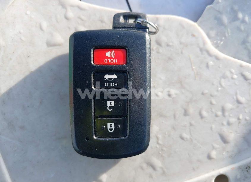 Photo 11 of 2015 Toyota Corolla S PREMIUM (VIN 5YFBURHE1FP311100)