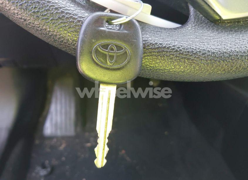 Photo 11 of 2015 Toyota Corolla L (VIN 5YFBURHE1FP311601)