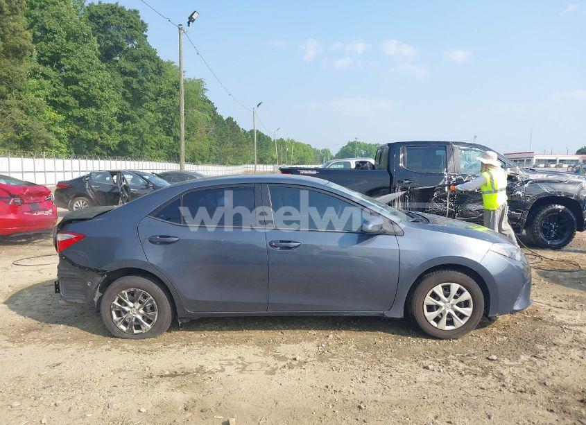 Photo 14 of 2015 Toyota Corolla L (VIN 5YFBURHE1FP311601)