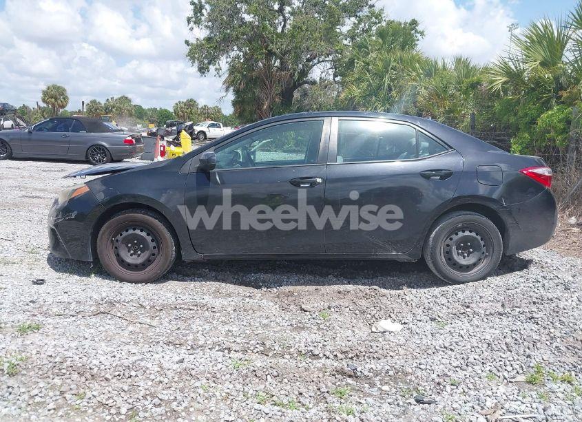 Photo 14 of 2015 Toyota Corolla LE (VIN 5YFBURHE1FP315776)