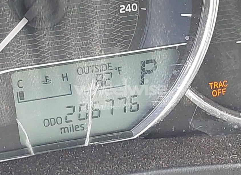 Photo 15 of 2015 Toyota Corolla LE (VIN 5YFBURHE1FP315776)