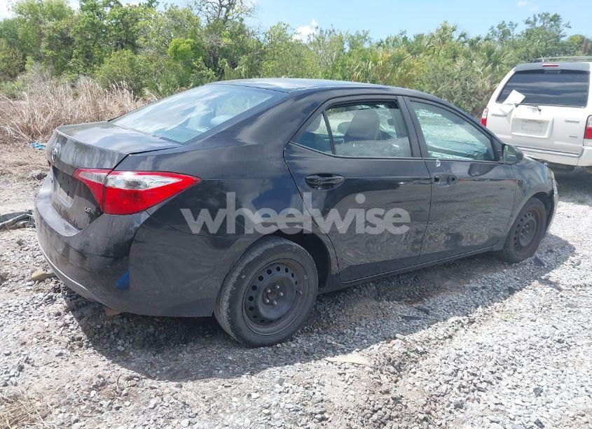 Photo 4 of 2015 Toyota Corolla LE (VIN 5YFBURHE1FP315776)