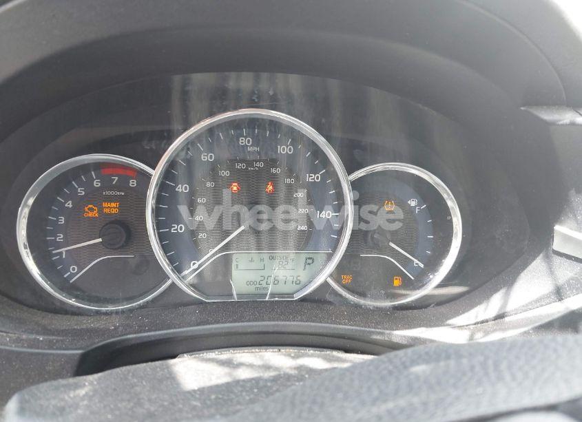 Photo 7 of 2015 Toyota Corolla LE (VIN 5YFBURHE1FP315776)