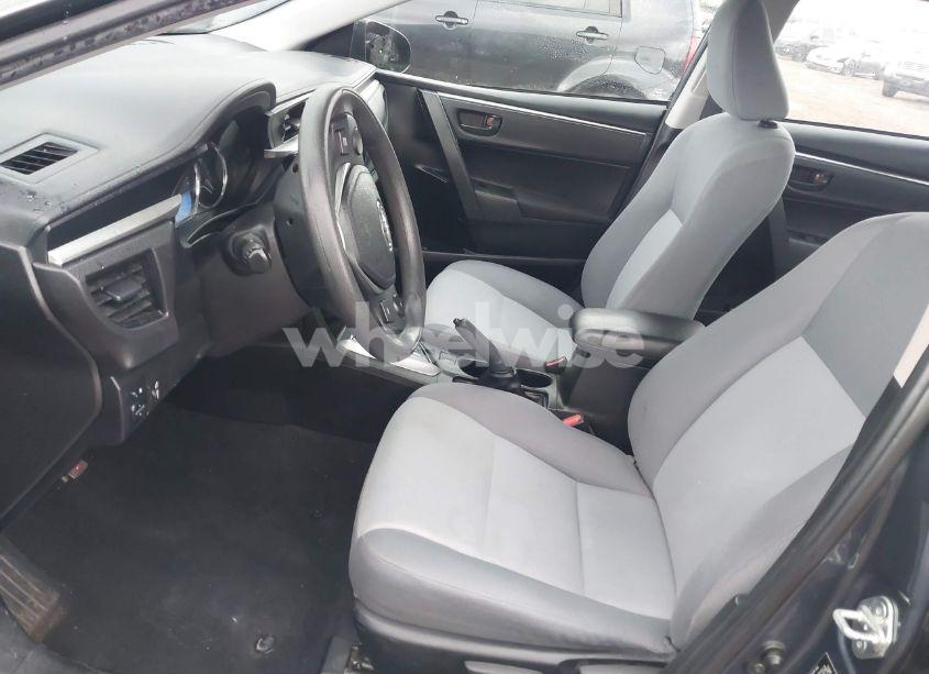 Photo 5 of 2015 Toyota Corolla L (VIN 5YFBURHE1FP339477)