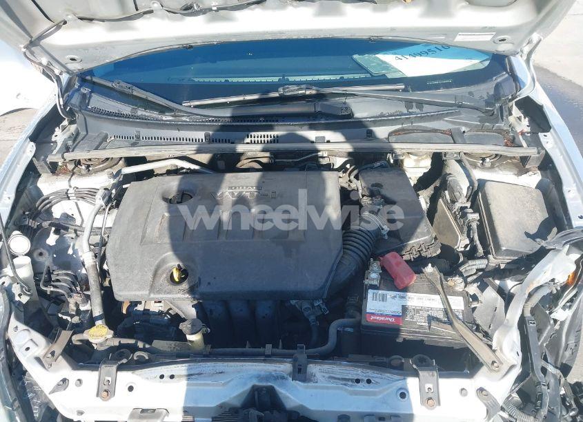 Photo 10 of 2015 Toyota Corolla LE (VIN 5YFBURHE1FP350656)