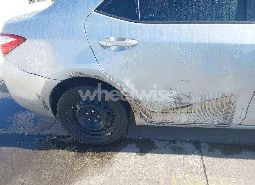 Photo 18 of 2015 Toyota Corolla LE (VIN 5YFBURHE1FP350656)