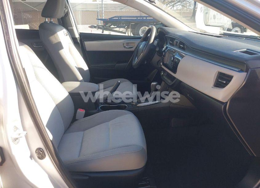 Photo 5 of 2015 Toyota Corolla LE (VIN 5YFBURHE1FP350656)