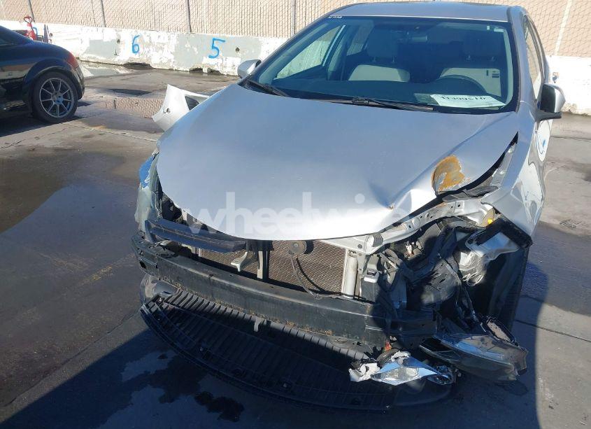 Photo 6 of 2015 Toyota Corolla LE (VIN 5YFBURHE1FP350656)