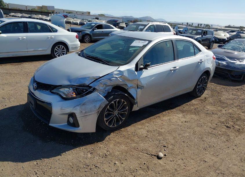 Photo 2 of 2016 Toyota Corolla S PLUS (VIN 5YFBURHE1GP377129)