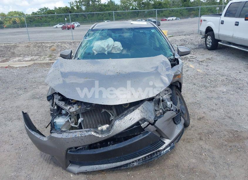 Photo 12 of 2016 Toyota Corolla LE (VIN 5YFBURHE1GP377504)