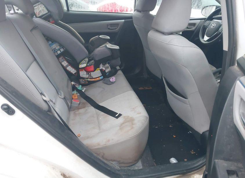 Photo 8 of 2016 Toyota Corolla LE (VIN 5YFBURHE1GP402062)