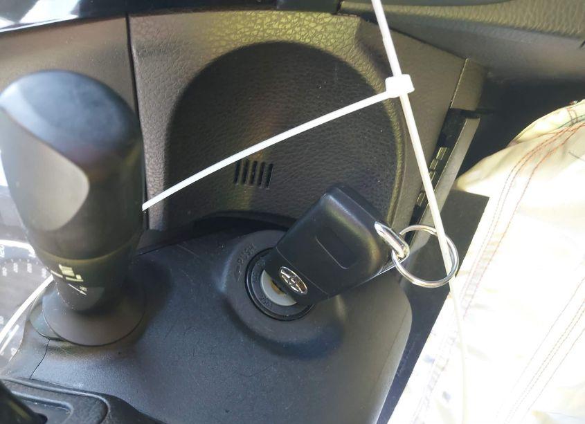 Photo 11 of 2016 Toyota Corolla LE PLUS (VIN 5YFBURHE1GP406676)