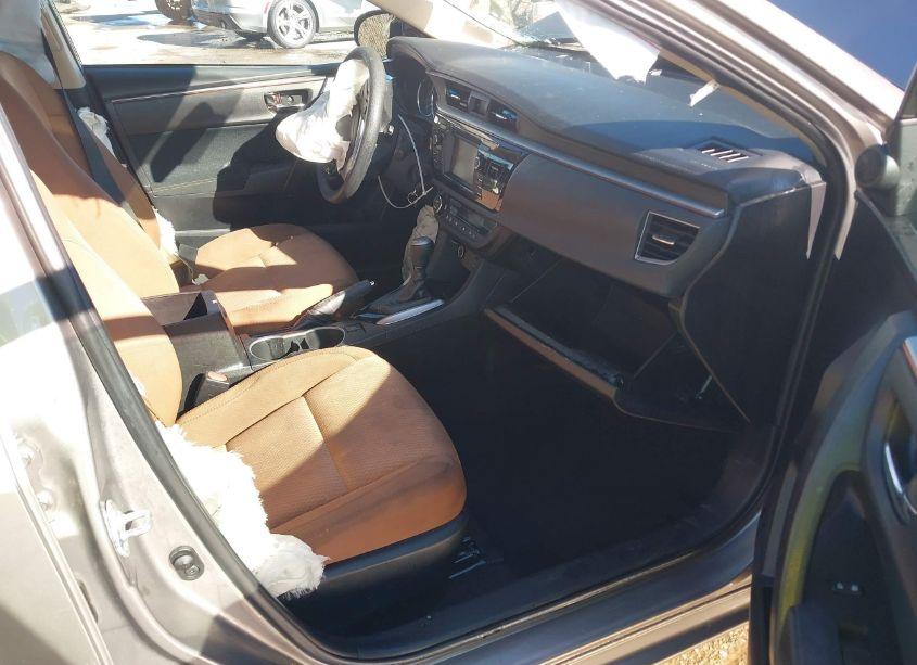 Photo 5 of 2016 Toyota Corolla LE PLUS (VIN 5YFBURHE1GP406676)