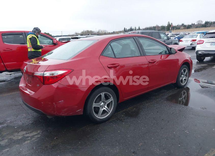 Photo 4 of 2016 Toyota Corolla LE (VIN 5YFBURHE1GP423123)