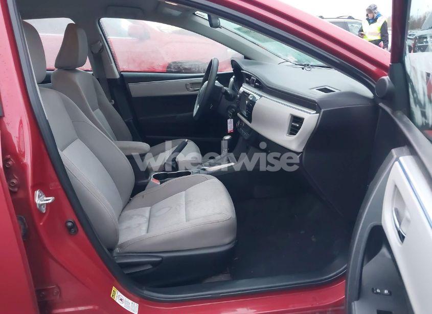 Photo 5 of 2016 Toyota Corolla LE (VIN 5YFBURHE1GP423123)