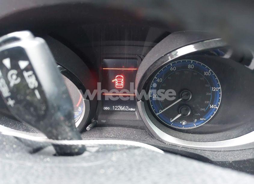 Photo 15 of 2016 Toyota Corolla S PLUS (VIN 5YFBURHE1GP432923)