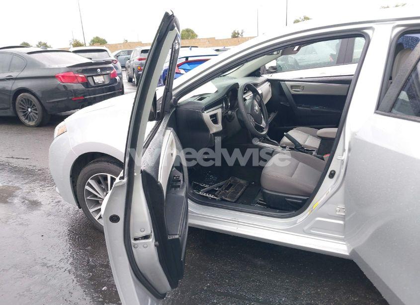 Photo 5 of 2016 Toyota Corolla LE PLUS (VIN 5YFBURHE1GP437216)