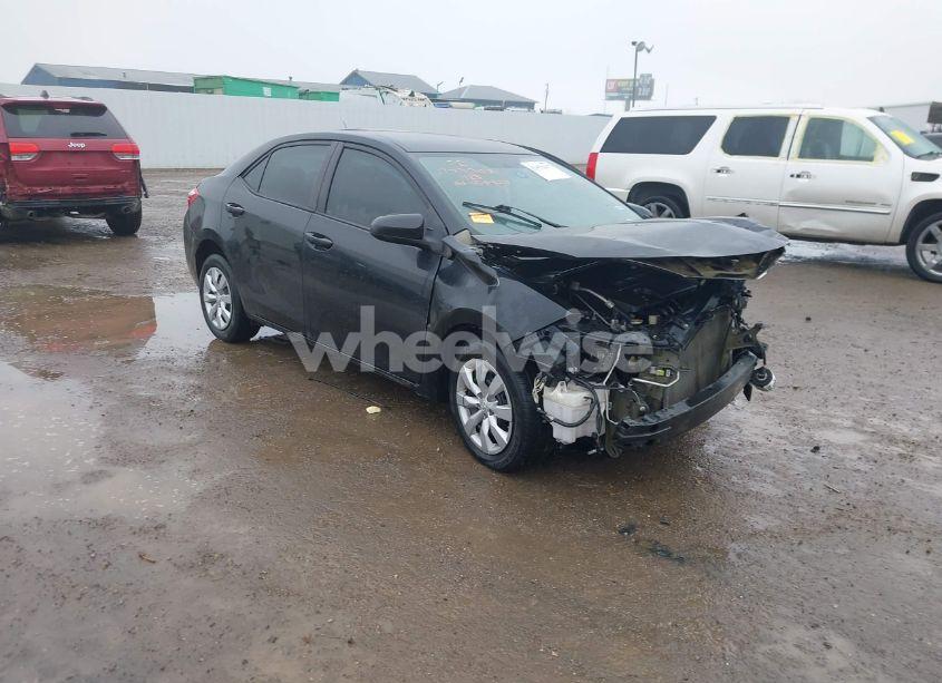 2016 Toyota Corolla LE (VIN 5YFBURHE1GP455327) main photo