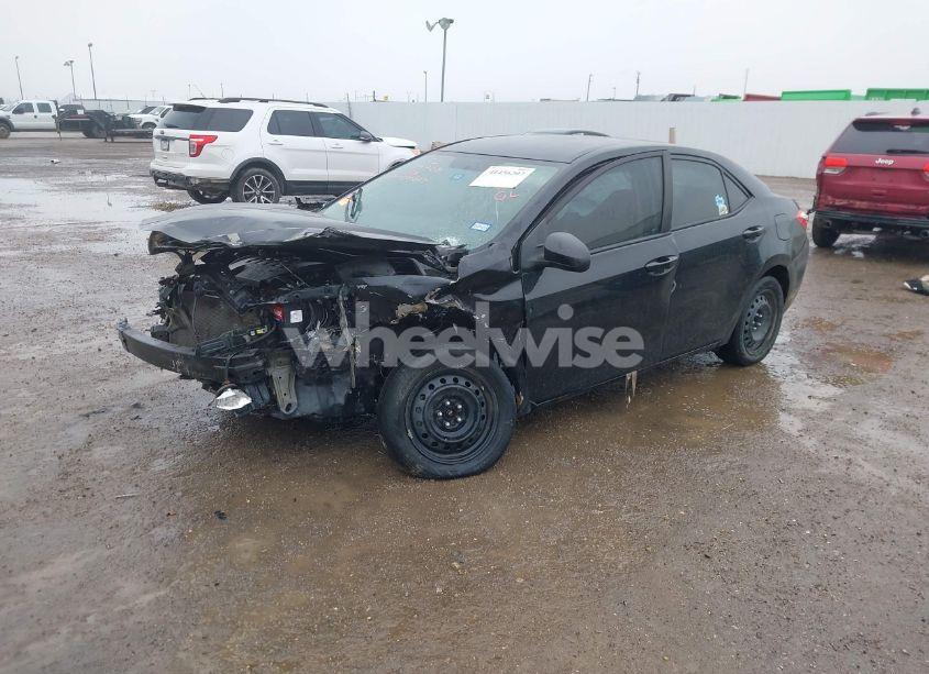 Photo 2 of 2016 Toyota Corolla LE (VIN 5YFBURHE1GP455327)