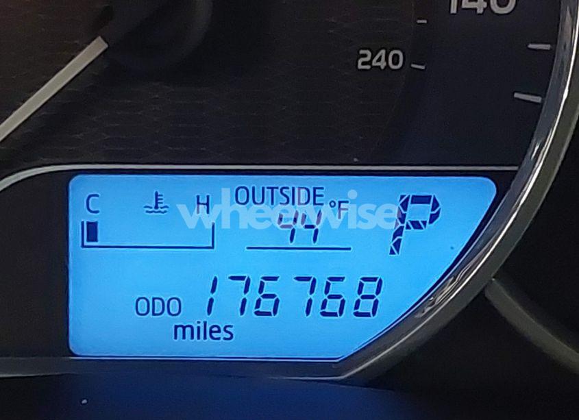 Photo 16 of 2016 Toyota Corolla LE (VIN 5YFBURHE1GP460477)