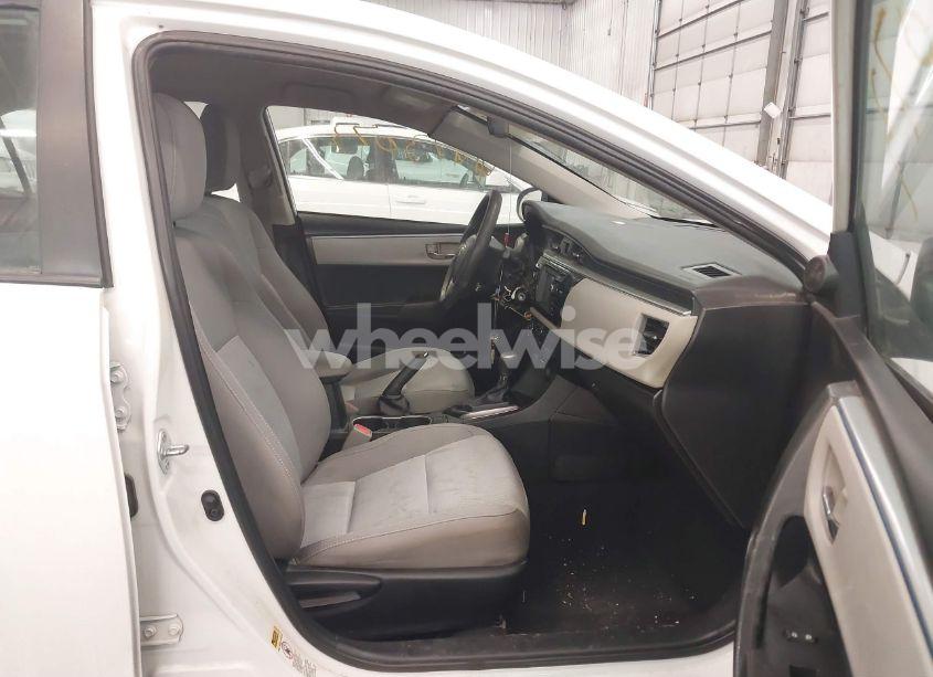 Photo 5 of 2016 Toyota Corolla LE (VIN 5YFBURHE1GP460477)